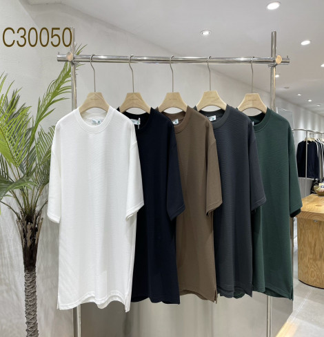 LOOSE FIT T-SHIRT image